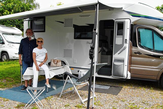 Weil in Bayern die Campingplätze noch zu sind, haben Cornelia Theis und Franz Wölfle das erste Campingwochenende genutzt, um ihr neues ...