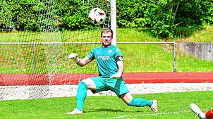 Hält den Kasten sauber: Simon Krause – hier ein Archivfoto – sprang beim FC Hochrhein für den gesperrten Jonas Heuschen ein und sicherte ...