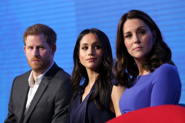 Sollen sich schon länger nicht mehr verstehen: Harrys Frau, Herzogin Meghan (links), und Herzogin Kate.