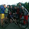 Sportliche Forscher: Die Studenten (von links) Leonie Gänsbauer, Saskia Hofele, Leonie Ahammer, Florian Richter, Maxi Lohmann, Michael ...