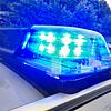 Ein Polizeiauto im Einsatz (Symbolbild). Die Schaffhauser Polizei sucht derzeit nach vier vermissten Jugendlichen.