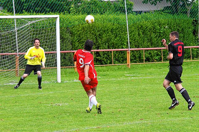 Bild 10: Erinnerungen an das Spiel der Legenden im Sommer 2013 auf der Richterwiese