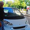 32 Liter Super passen in den Tank des kleinen Smarts von Ismail Kalyoncu: &bdquo;Früher hab ich knapp 40 Euro pro Tankfüllung bezahlt, ...