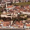 Die Stadt Meersburg – hier mit Unter- und Oberstadt – ringt laut Kämmerin Heike Sonntag bei den Einnahmen um jeden Cent für einen ...