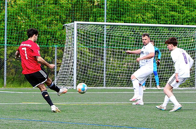 Bild 21: Bildergalerie vom Landesligaduell zwischen FC Überlingen und FV Walbertsweiler-Rengetsweiler