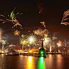 (Archivbild) Was bringt 2025? Hier ein Bild des Silvesterfeuerwerks zum Jahreswechsel 2023/2024 am Konstanzer Trichter. An Anlässen zu ...
