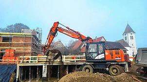 Es geht voran auf der Baustelle auf dem Voglerareal in Herdwangen. Hier entsteht die Seniorenwohnanlage. Bei der weiteren Verwirklichung ...