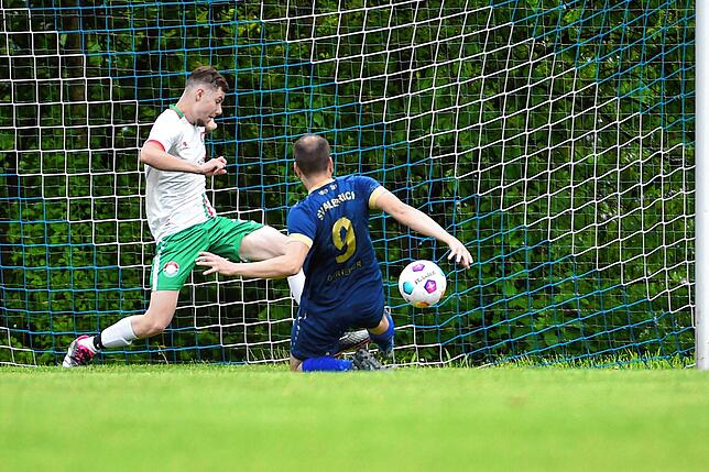 Bild 8: SV Albbruck spielt 2:2 gegen die SpVgg Andelsbach – und wir haben Bilder!