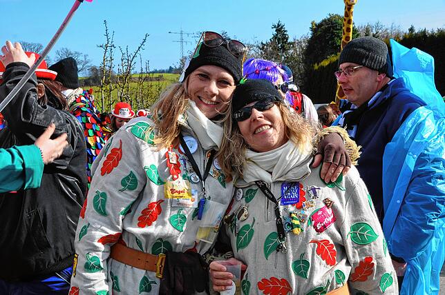 Bild 22: Narrenbaum in Leimbach – Umzug mit Tradition und Rast