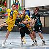 Gleich siebenmal erfolgreich war der Konstanzer Felix Sproß (am Ball), rechts blockt ihn Niklas Ingenpaß frei.