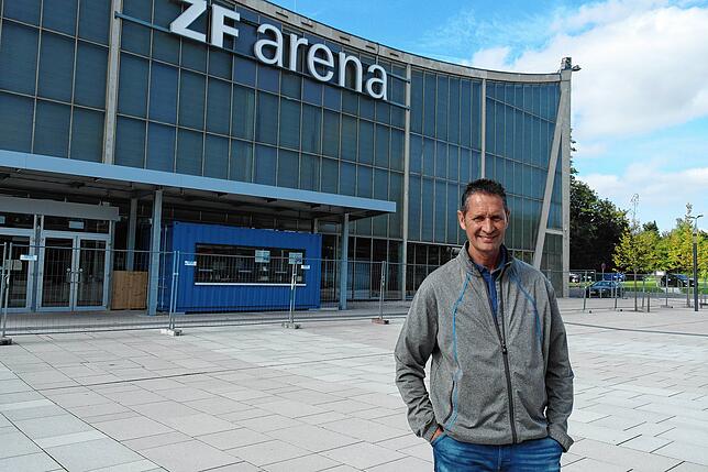 Der MTU-Hallencup in Friedrichshafen im Dezember ist abgesagt: Organisator Klaus Segelbacher hat sich die Entscheidung nicht leicht gemacht.
