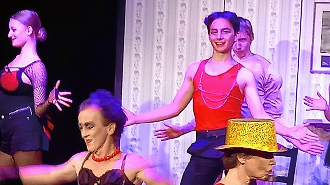 Finn Börner überzeugt immer wieder auf der Färbe-Bühne im Singener Kneipentheater. Das nächste Projekt ist die Inszenierung des ...