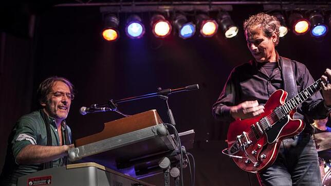 Blindes Verständnis: Keyboarder Carlo Schultheiss (links) und Gitarrist Martin Aichele sind versierte Blues-Musiker. Ihre Band ...