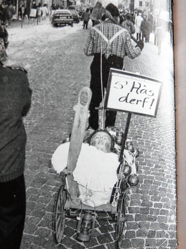 Fasnet 1991: Ich darf zwar nicht, aber meinem Häs kann man&lsquo;s nicht verbieten!