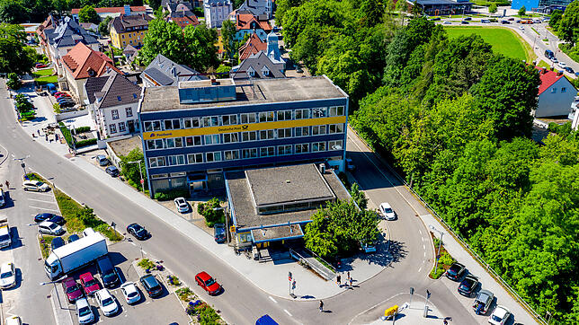 Ende September muss die Postbank aus dem Gebäude am Bahnhof ausziehen. Bisher wurde keine passende Immobilie gefunden. Bild: Hans-Jürgen ...