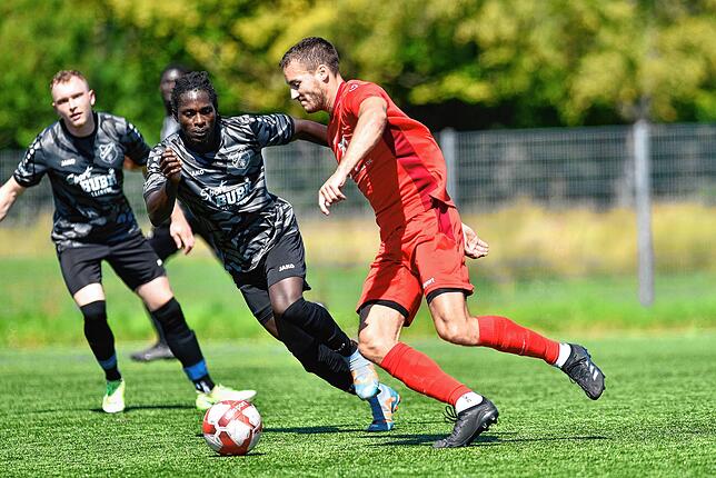Bild 16: Die besten Bilder vom Torspektakel zwischen dem SSC Donaueschingen und dem FC Grüningen