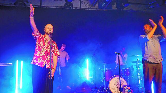Bild 9: Šuma Čovjek Live in der alten Schlosserei – Die besten Bilder