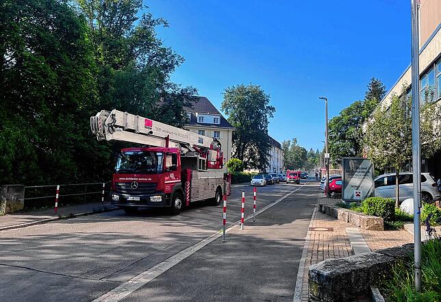 Blick in die enge Pontarlierstraße, die seit Dienstag wieder geöffnet ist.