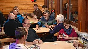 Beim jüngsten Cego-Abschlussturnier im Fußballheim auf dem Schächle nehmen nicht so viele Mitspieler wie in den Vorjahren teil. An den ...
