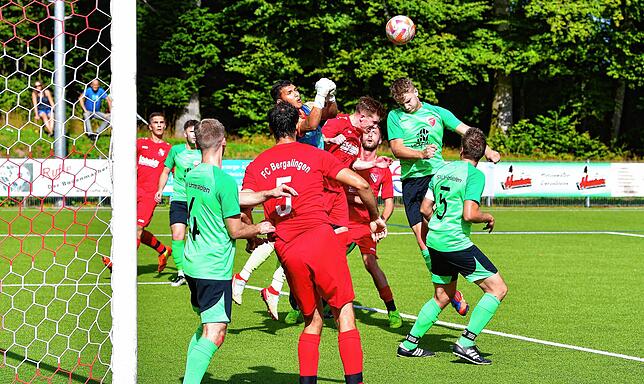 Bild 37: FC Bergalingen besiegt den SV Unteralpfen klar mit 4:0 &ndash; und wir haben Bilder!