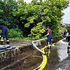 Die Feuerwehr beim Hochwassereinsatz im Juni dieses Jahres in der Markgrafenstraße in Stefansfeld. Bild: Miriam Altmann
