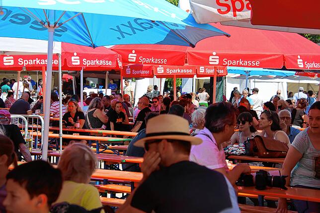 Bild 11: Hausherrenfest 2024: Bilder der Festmeile am Seeufer
