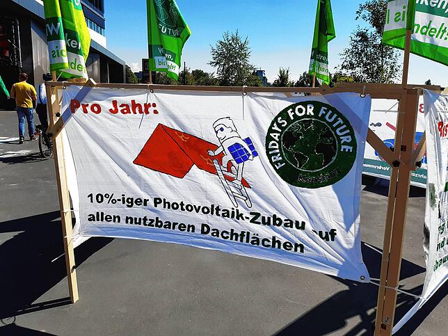 Bild 5: &bdquo;Ein Eklat: Die Stadt Konstanz verschleppt Grundsatzentscheidungen im Klimaschutz.&ldquo; Sagt Fridays for Future. So wehrt sich die Verwaltung gegen die Vorwürfe