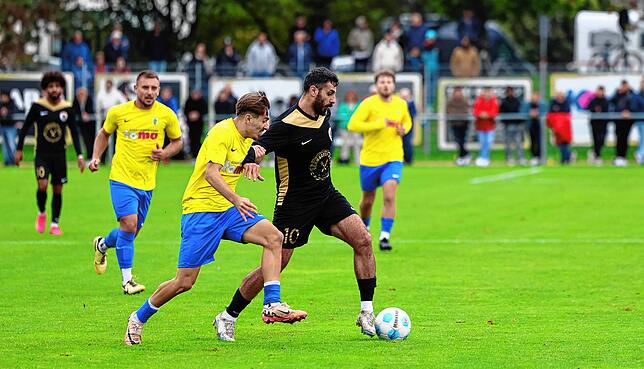 Bild 18: Unsere große Bildergalerie vom Pokal-Derby zwischen dem TSV Singen und dem FC Singen 04