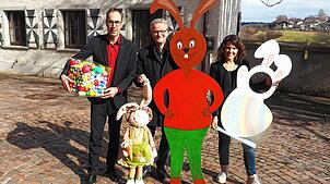 Frank Harsch, Peter Freisleben und Sabrina Küchler laden im Namen der Stadtverwaltung zum Ostermarkt nach Engen ein, der am 6. April zum ...