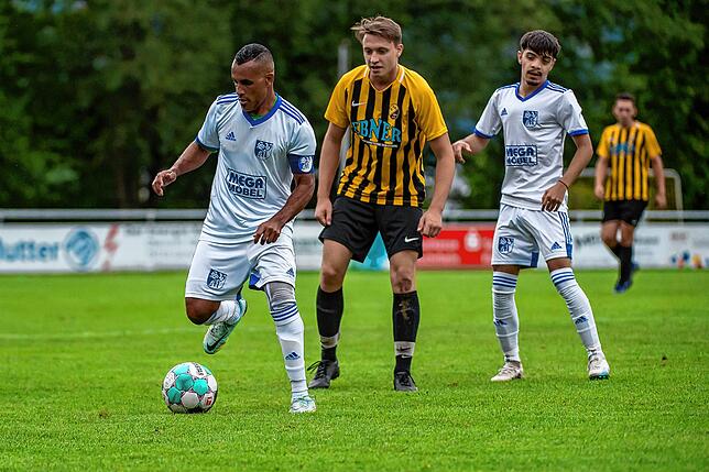 Bild 29: Reserve des SV Blau-Weiß Murg bezwingt den SV Nöggenschwiel mit 3:1 &ndash; und wir haben Bilder!