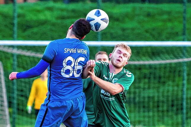 Bild 38: Spvgg. Wehr feiert beim 4:0 gegen den SV Nollingen ihren ersten Sieg &ndash; und wir haben Bilder!