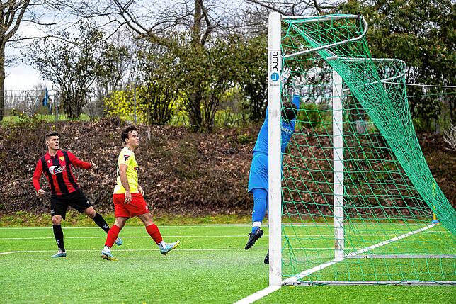 Bild 18: FSV Rheinfelden feiert 12:0-Kantersieg gegen Freiburger FC U23 &ndash; und wir haben Bilder!