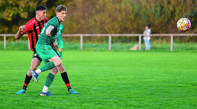 Bild 13: Unsere Bildergalerie von Bezirksligaspiel zwischen dem FC Bodman-Ludwigshafen und dem TSV Aach-Linz