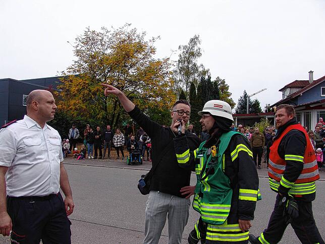 Bild 5: Feuer, Verletzte und Vermisste: Die besten Bilder von der Hauptübung der Salemer Feuerwehr
