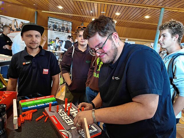 Bild 2: Schüler suchen ihren Traumjob