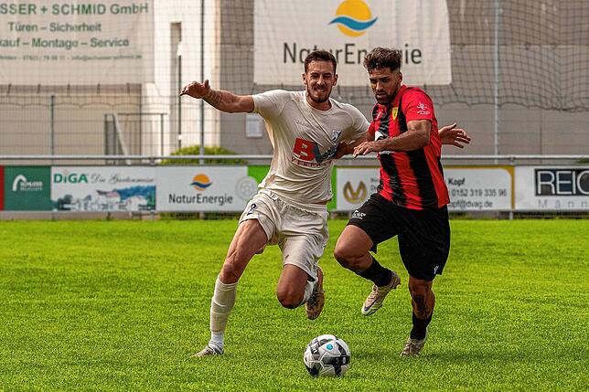 Bild 24: FSV Rheinfelden gewinnt Bezirksderby gegen den FC Erzingen mit 5:1 &ndash; und wir haben Bilder!
