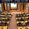 (Archivbild 2019) Am 9. Juni 2024 wird wieder ein neuer Kreistag gewählt: Im Großen Sitzungssaal im Landratsamt Konstanz tagen die ...