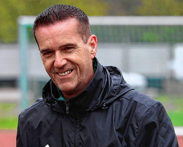Trainer Christian Lais (FC Schönau): „Ich denke, dass die Kräfteverhältnisse klar sind. Der FC Erzingen kommt mit der besten ...