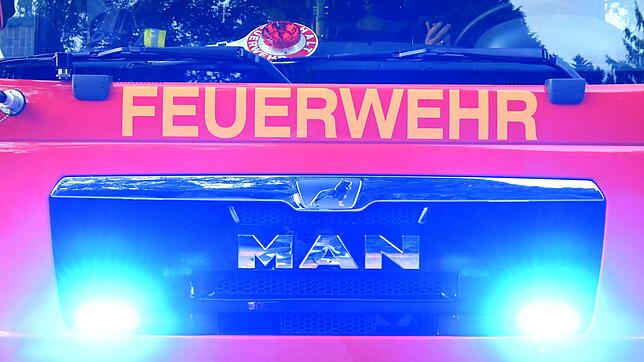 Freiwillige Feuerwehr Die Hotelgäste mussten wegen des Feuers das Gebäude verlassen. (Symbolbild)