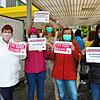 Die Beschäftigten der SRH-Kliniken im Landkreis Sigmaringen machten am Mittwochmittag bei einem Flashmob der Gewerkschaft Verdi ihrem ...