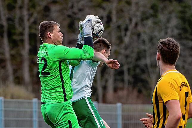 Bild 21: SV Nöggenschwiel gewinnt Derby beim SV Waldhaus mit 2:1 &ndash; und wir haben Bilder!
