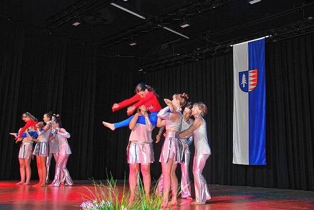 Bild 4: Bilder vom Einweihungsfest der Klettgau-Halle in Geisßlingen