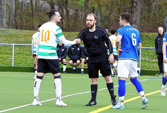 Bild 2: SC Markdorf nach 1:0 über SG DJK Konstanz/KN-Egg nun Spitzenreiter. Wir waren mit der Kamera dabei!