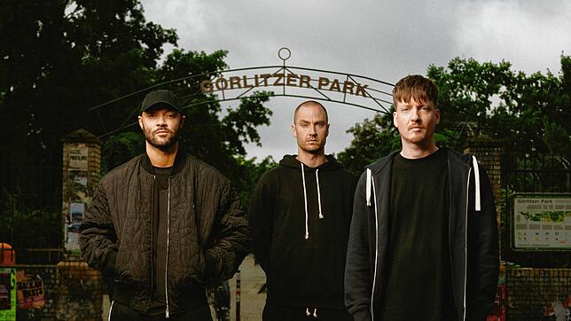Das Hip-Hop-Trio bestehend aus (von links) Tarek, Maxim und Nico kommt zum Campus-Festival 2025.
