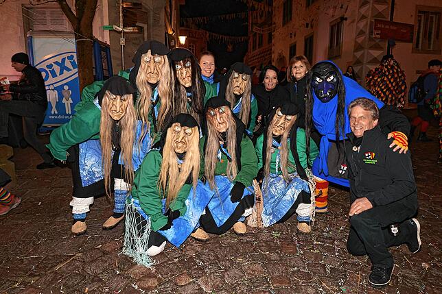 Bild 14: Nachtumzug beim Narrentreffen Engen 2025 – Hier gibt‘s die besten Bilder