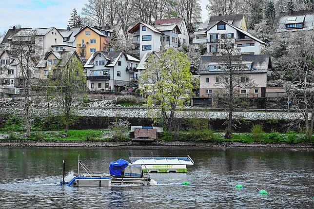 Um möglichst effizient zu arbeiten und den Badebetrieb im Sommer nicht über Gebühr zu stören, sollen die Absaugarbeiten im Klosterweiher ...