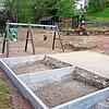 Der Spielplatz bei der Schule erhält eine neue Geländegestaltung und wird mit den ansonsten vorhandenen beziehungsweise den im ...