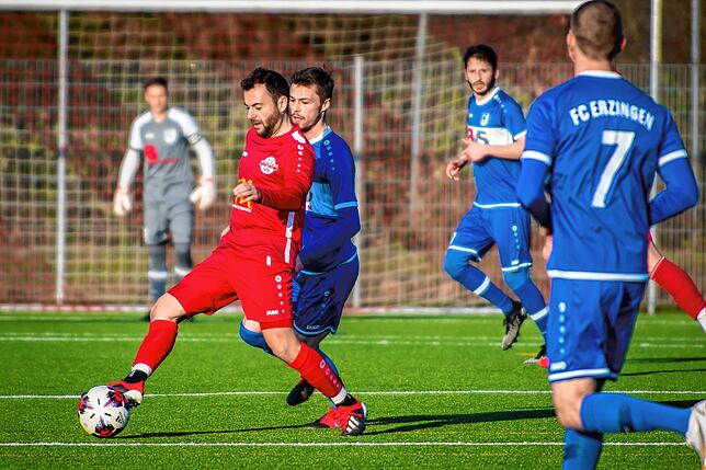 Bild 7: FC Erzingen siegt mit 4:1 beim FC Wallbach &ndash; und wir haben Bilder!