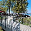 Ein voller Biergarten in Kreuzlingen am Wochenende &ndash; während in Konstanz alles zu bleiben muss.