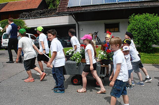Bild 43: Gute Laune beim Bezirksmusikfest in Lausheim